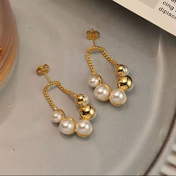 Chain Drop Earrings with Pearls and Spheres